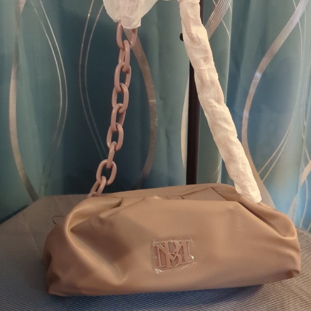 Elegant Beige Chain Shoulder Bag
